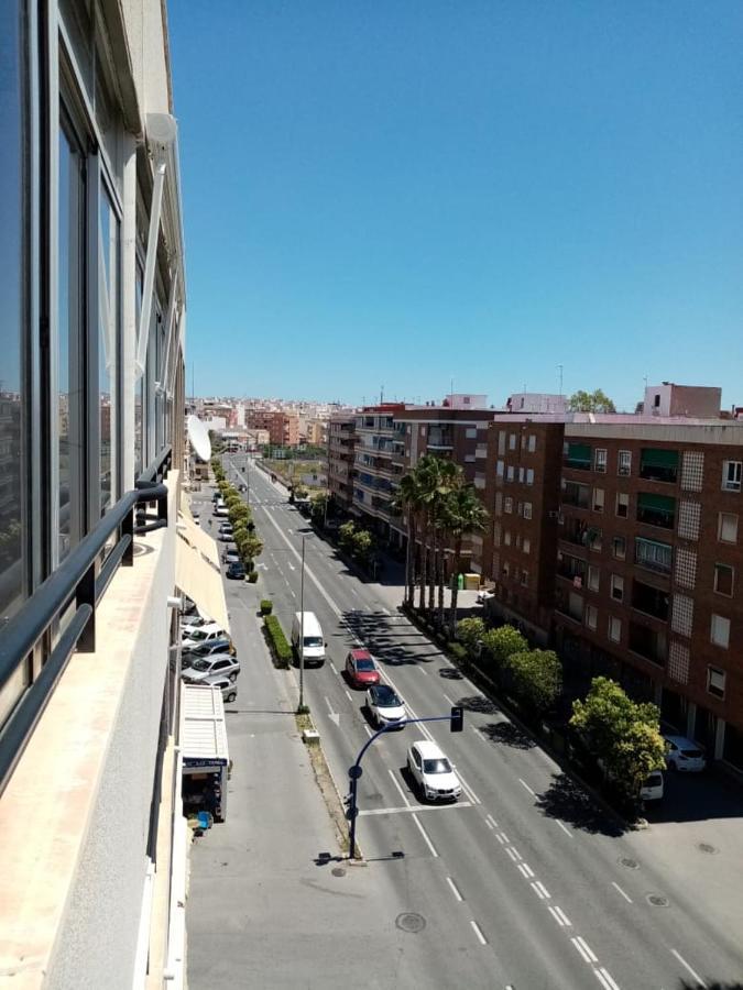 Apartamento Con Buena Vista Leilighet Torrevieja Eksteriør bilde