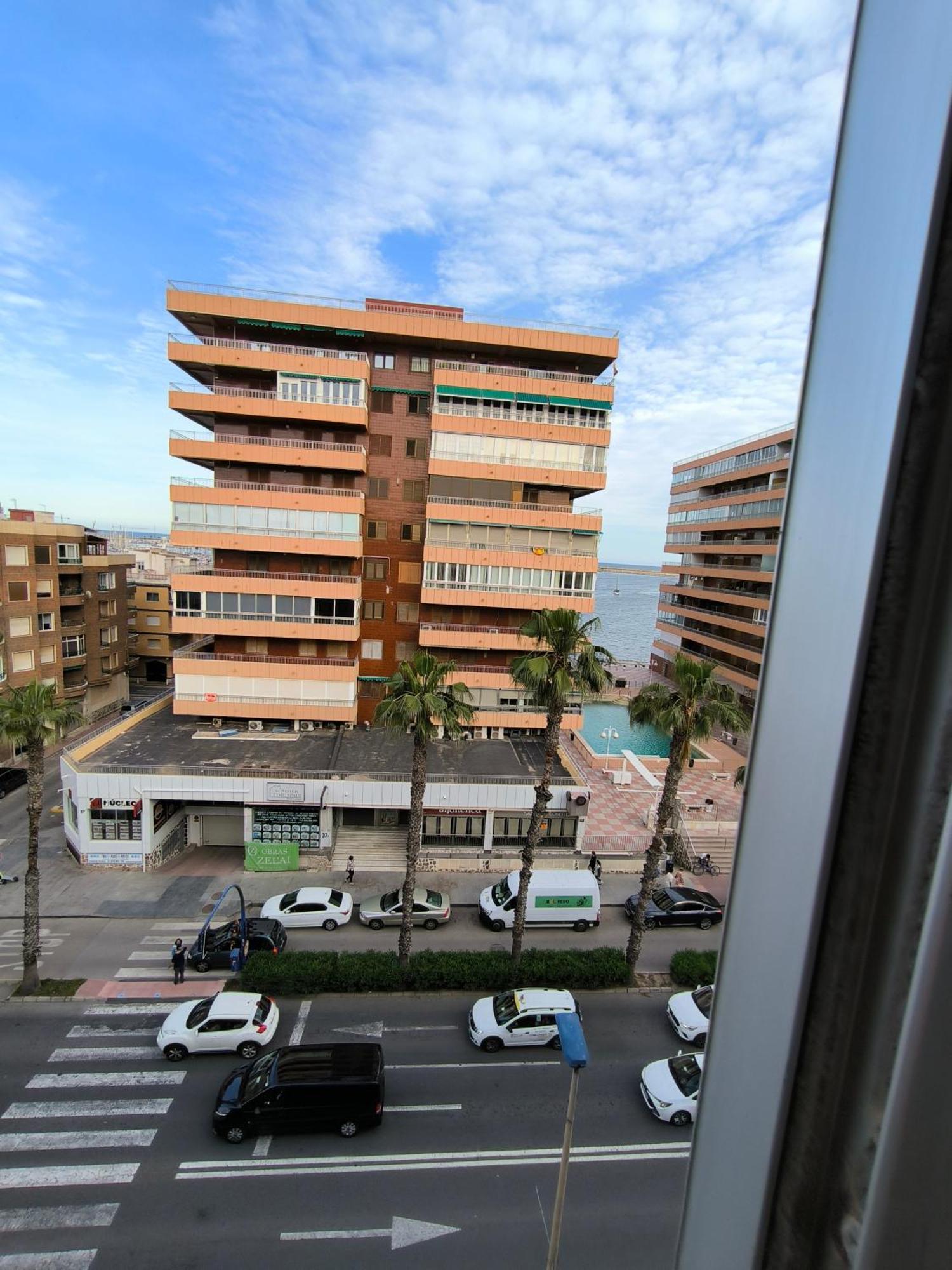 Apartamento Con Buena Vista Leilighet Torrevieja Eksteriør bilde